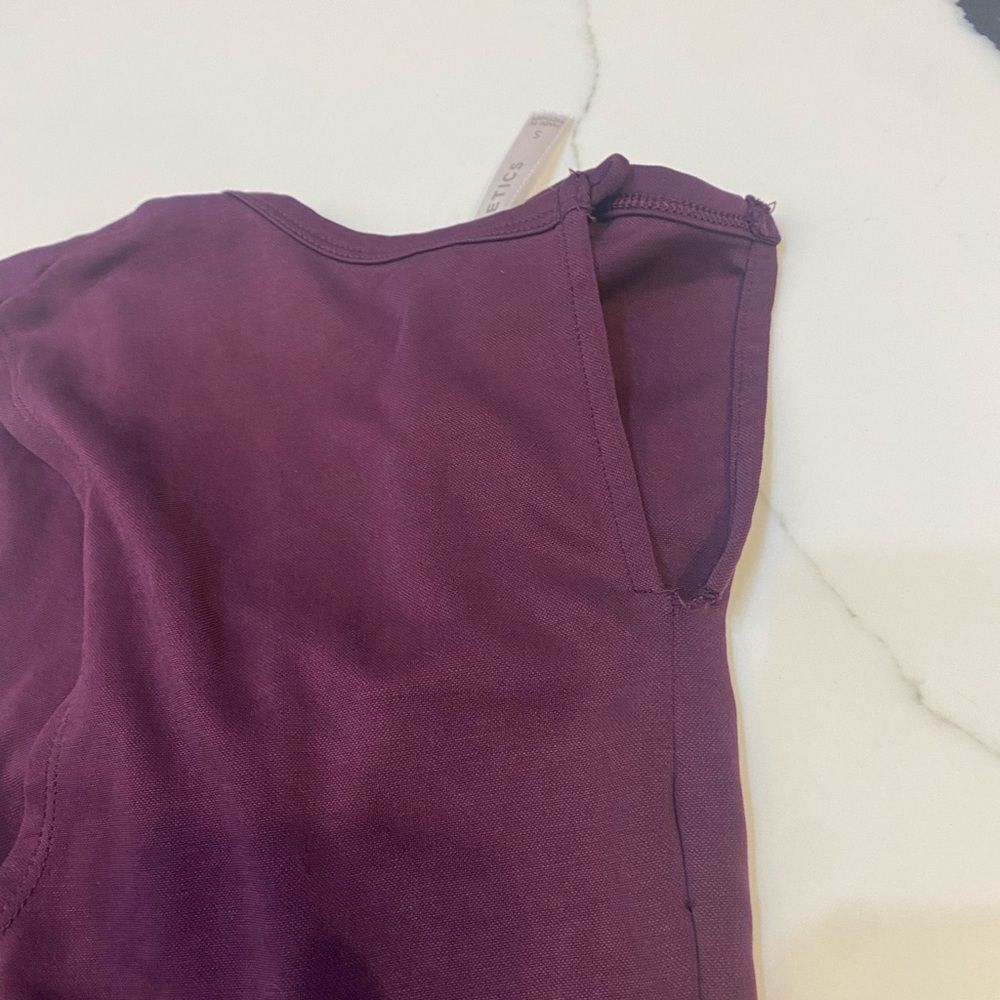 Fabletics Deep Purple V-Neck Jumpsuit! Wine burgundy maroon - Picture 3 of 5